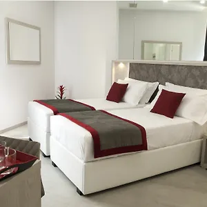 2* Πανσιόν Merulana Holidays